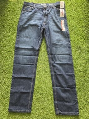 Wrangler Jeans Men Blue 42x36 Straight leg Regular Fit Mediun Wash Mid Rise